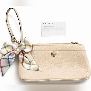 Coach Soft Pebble Leather Cream Wristlet NWOT Plaid Bow Gold Hardware